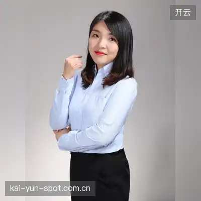 龚月